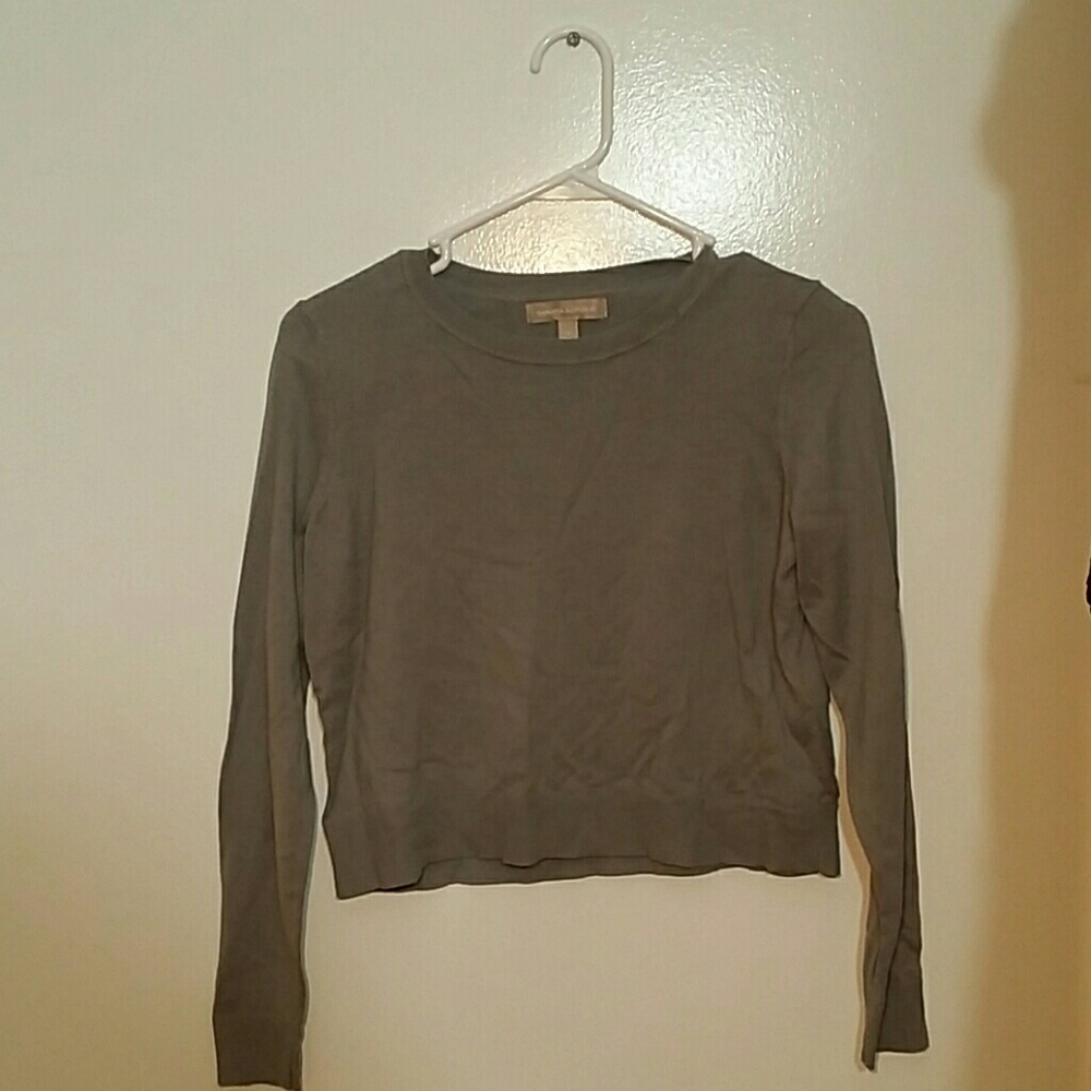 Banana Republic cropped grey sweater